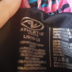 Sports bottoms/shorts very, very stretchy